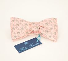 Picture of Pink silk Bow Tie