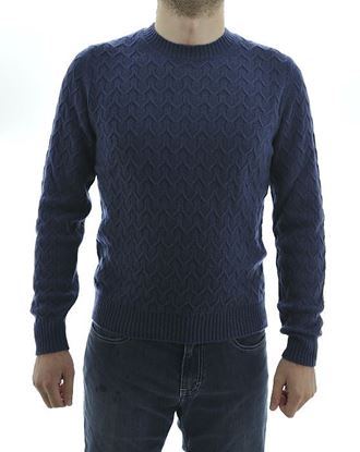 Picture of crew-neck sweater
