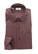 Picture of Burgundy shirt