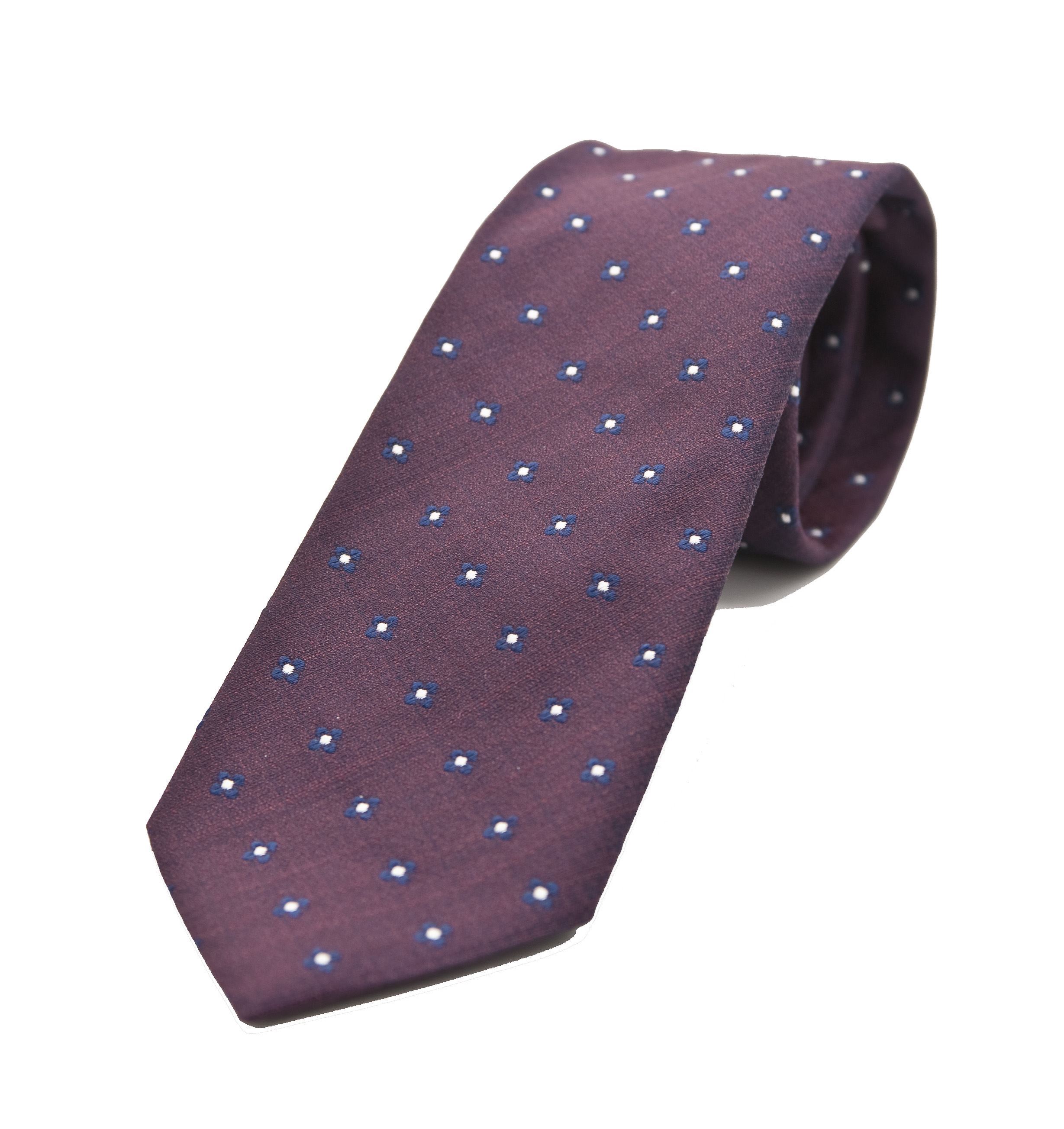 Picture of Patterned tie burgundy background
