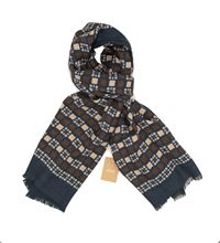 Picture of Scarf with blue background