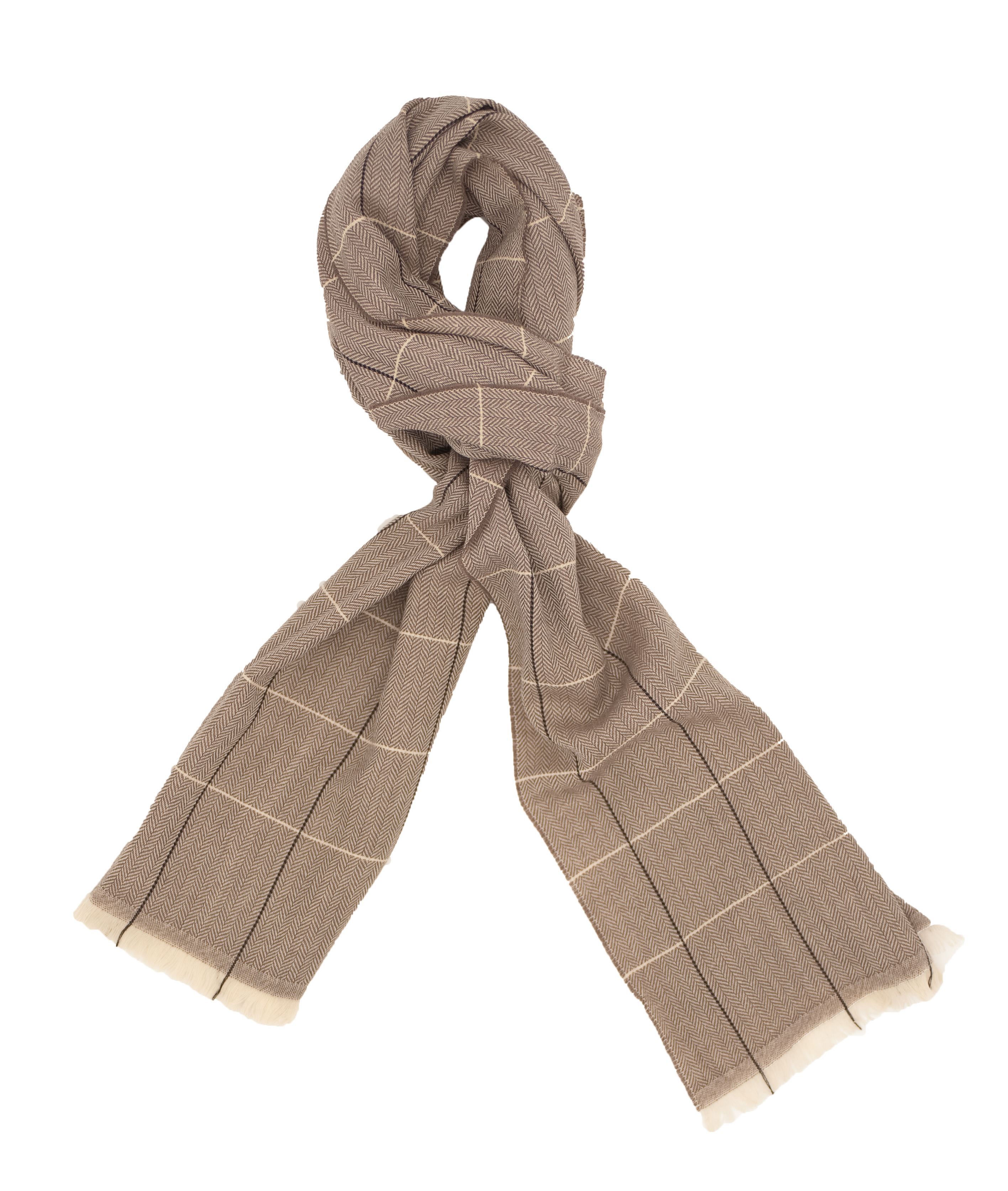Picture of Wool scarf with beige background