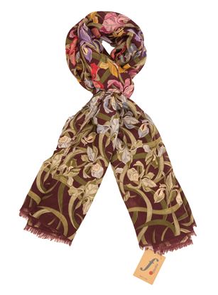 Picture of  Elena Wool scarf burgundy background 