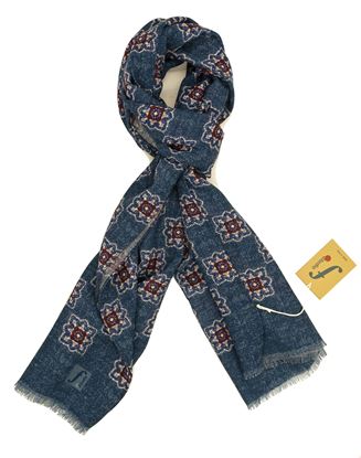 Picture of Milano Wool scarf with blue background