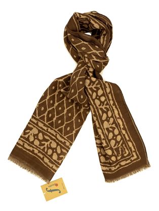 Picture of Roma scarf with brown background 