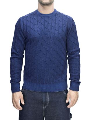 Picture of Blue cable crew neck sweater
