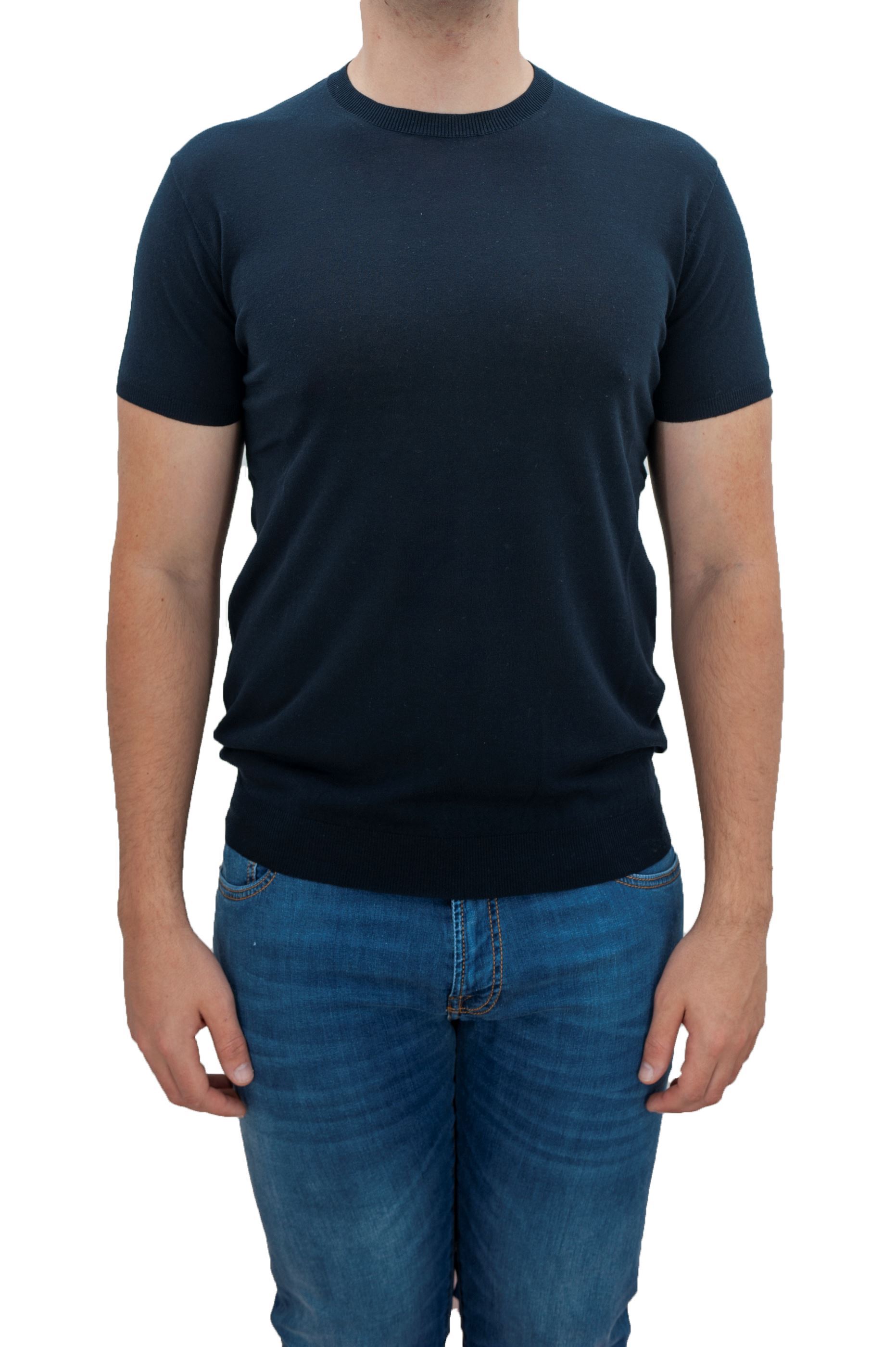 Picture of blue linen t-shirt