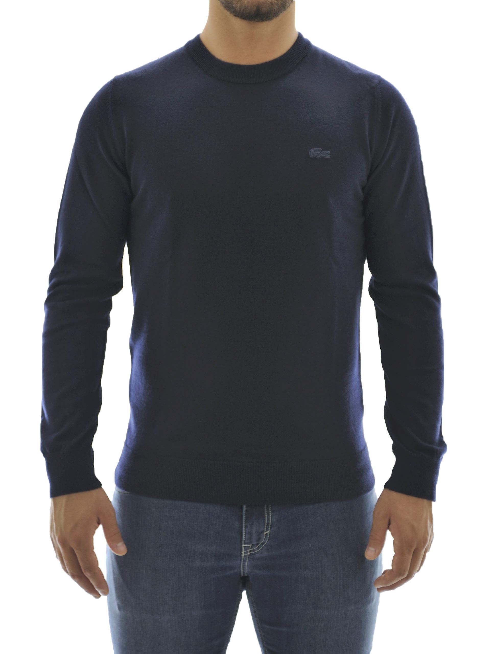 Picture of navy blue merino wool crewneck